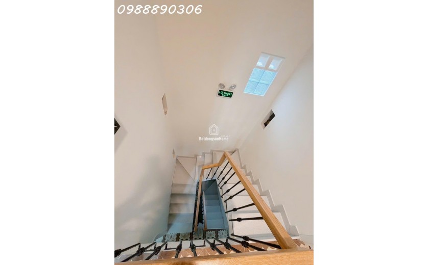 Nhà 4 tầng hẻm xe hơi, 51m2, ngang 5.7m x 9m, 7.5 tỷ, Linh Đông, Thủ Đức